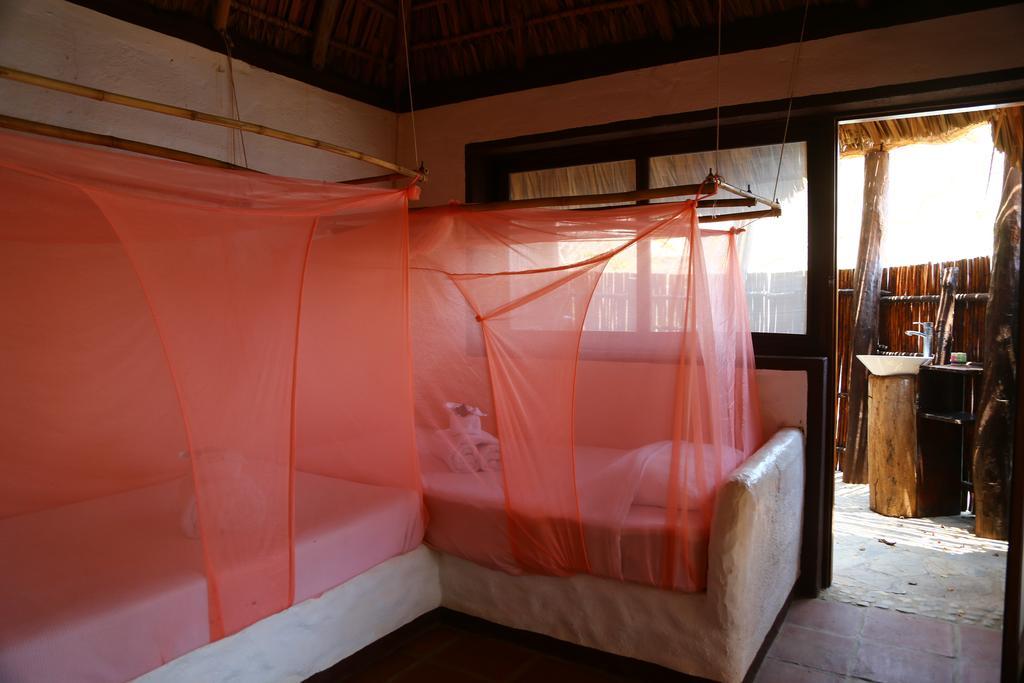 Hotel Bahia De La Luna Arroyo Cruz Eksteriør bilde