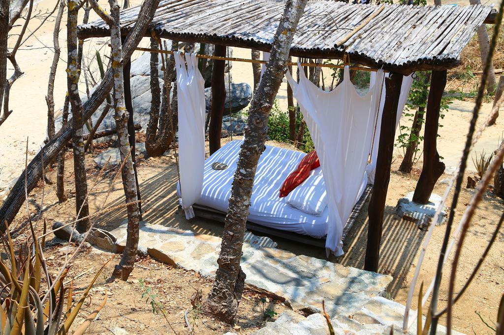 Hotel Bahia De La Luna Arroyo Cruz Eksteriør bilde