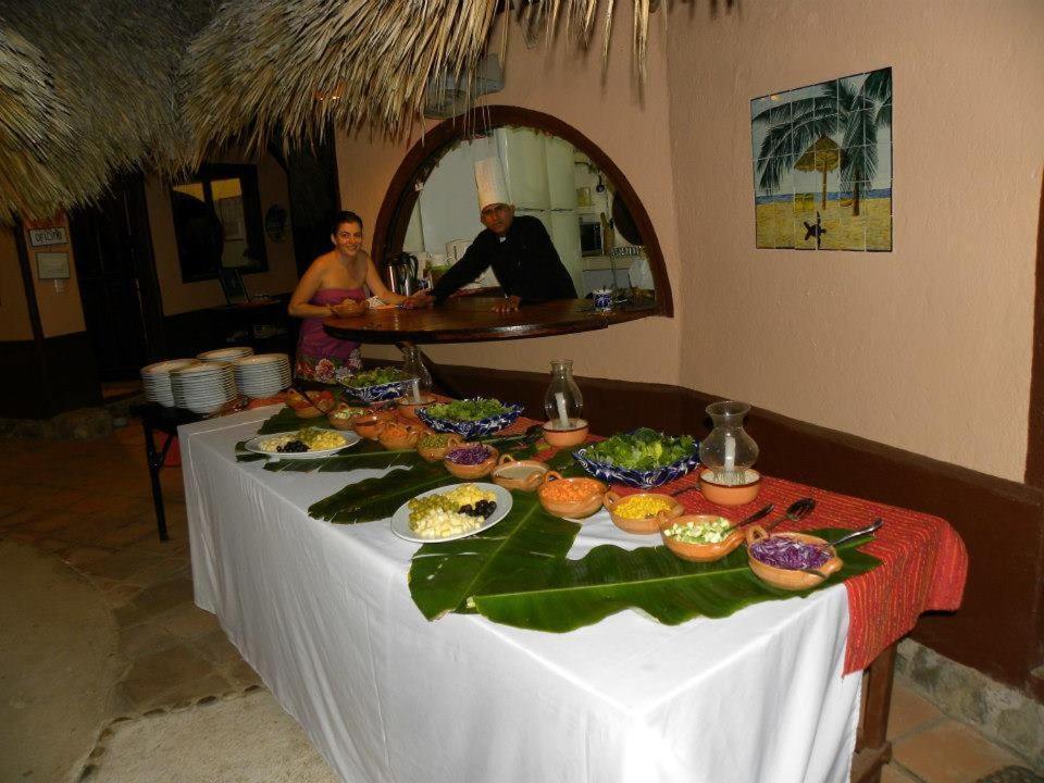 Hotel Bahia De La Luna Arroyo Cruz Eksteriør bilde
